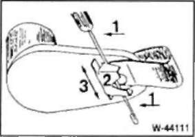 1 — направление установки троса; 2 — специальный зажим; 3 — направление перемещения троса.